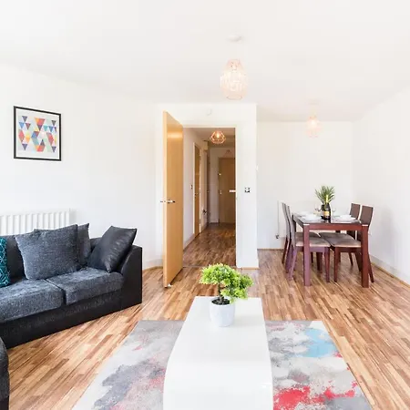 Haus Centre - Balcony - Parking - Smart Tv - Wifi Apartamento *