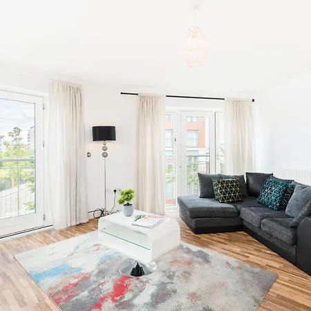 Haus Centre - Balcony - Parking - Smart Tv - Wifi *