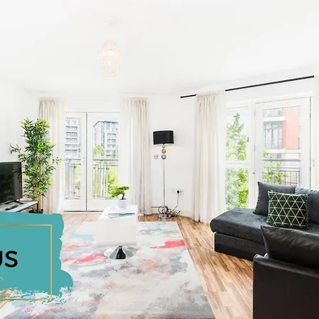 Haus Centre - Balcony - Parking - Smart Tv - Wifi